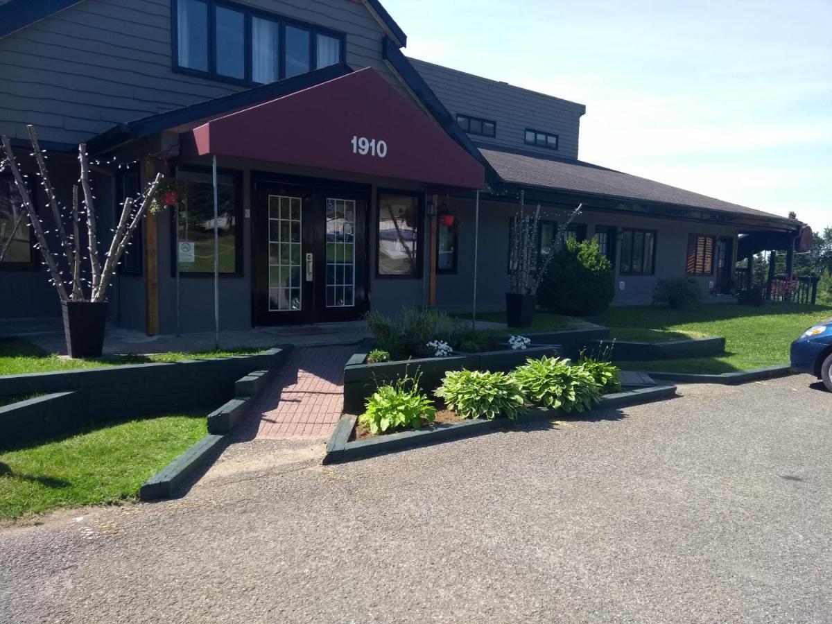 Complexe Les Neiges Hotel Beaupré Eksteriør billede